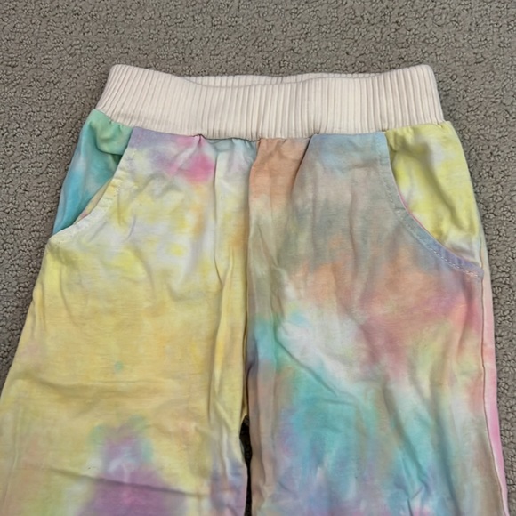 Girls tie dye jogger set - Picture 4 of 5
